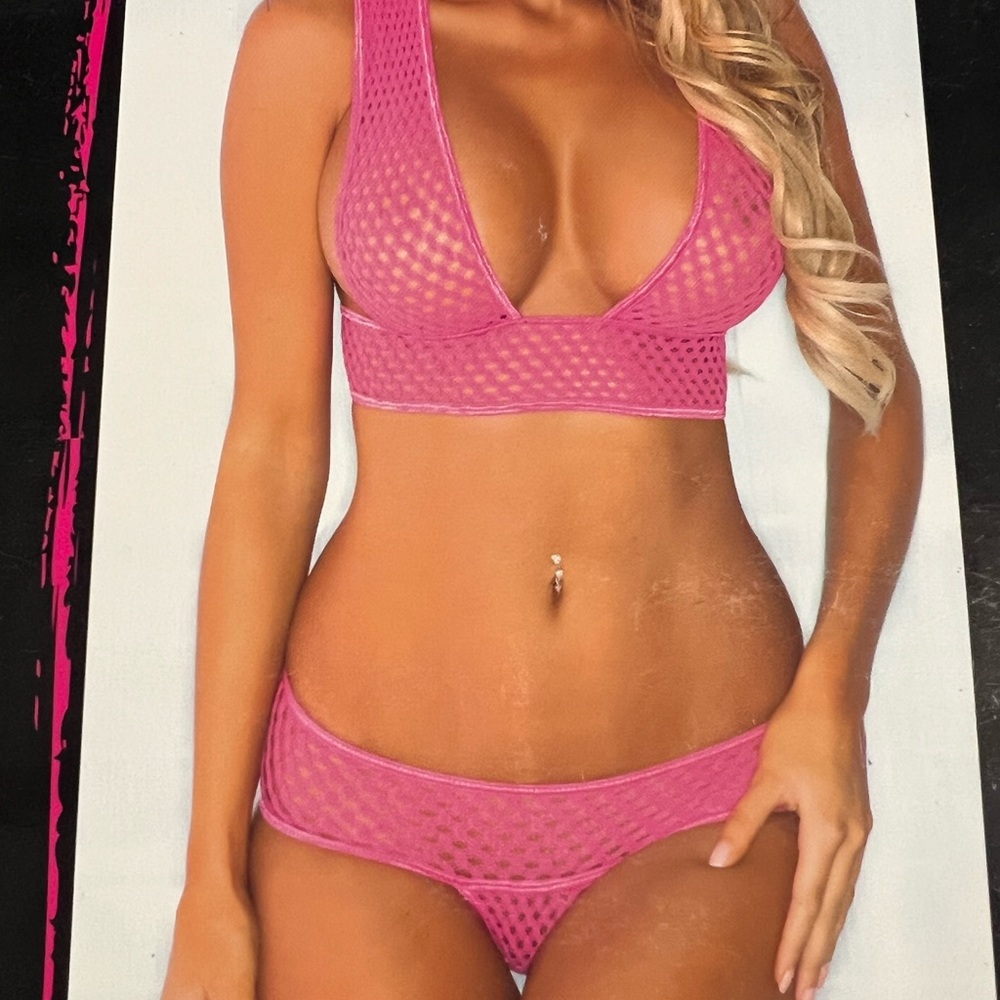 Pink Lipstick 2pc Bra & Panty Set Neon Pink OS 90-165lbs